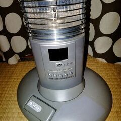 【YAMAZEN】山善 カーボンヒーター DCR-T900 の画像