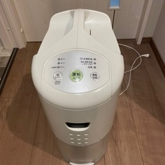 衣類乾燥　除湿器　部屋干しに便利です！