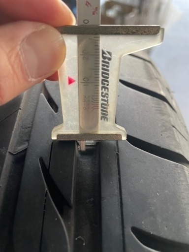 値下げしました！215/60R16 サマータイヤ
