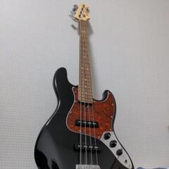 Bacchusのベース売ります！！