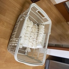 バドミントンノックシャトル＆カゴの画像
