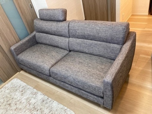 【価格交渉可能】3人掛けソファ