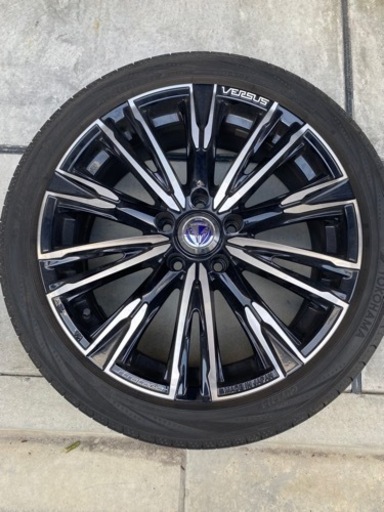 Rays ベルサス　215/45/18