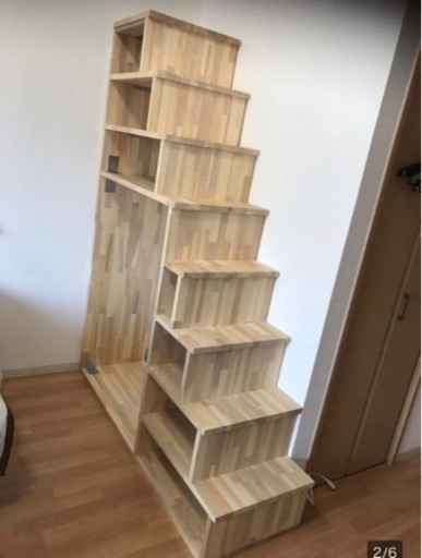 山口県　簡単に登れる頑丈な木製階段、見える収納階段吹き抜けのリビングやロフトのマンション②