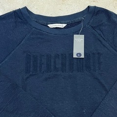 Abercrombie & Fitch レディースカットソー 未使用タグ付きの画像