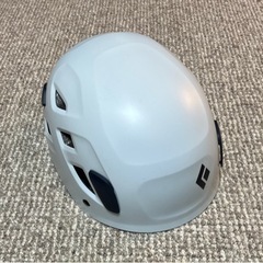 登山用ヘルメット ブラックダイヤモンドの画像