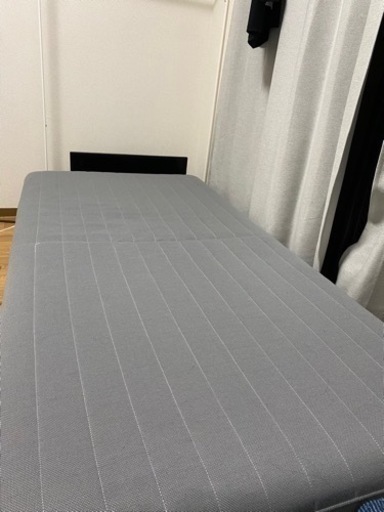 シングルベッド