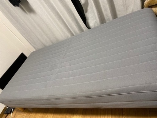 シングルベッド
