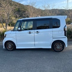 NBOXカスタム内装、外装改造多数　美車　4WD 200万→130万　走行34100キロの画像