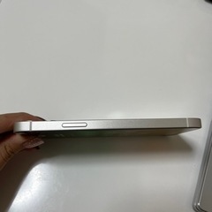 iphone 12 ホワイト　の画像