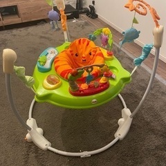 歩行器　　レインフォレスト・ジャンパルーII (取引中)