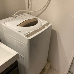 洗濯機5キロ　3-4回使用　発送・直渡し可能