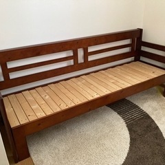 ★引渡し可能日追加★天然木すのこソファーベッド ベッドフレームの...