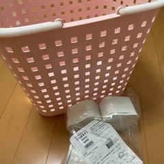 洗濯機・新品ふんばるマン・洗濯カゴ　3点セットの画像