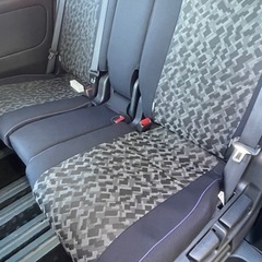 セレナ シートカバーの画像