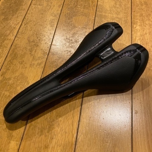Specialized サドル Romin EVO Comp Gel  143mm