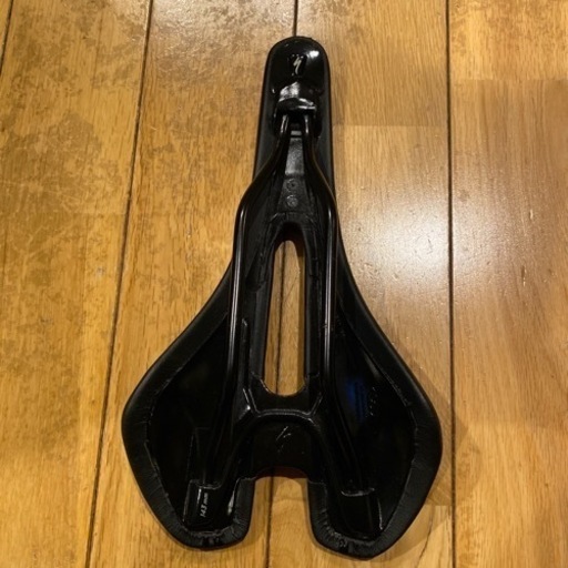 Specialized サドル Romin EVO Comp Gel  143mm