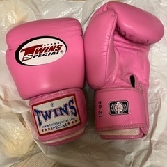 Twins キックボクシンググローブ　ピンク12orz 女性用　タイ製