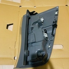 ホンダ ステップワゴン 左 テールランプ 
