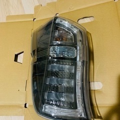 ホンダ ステップワゴン 左 テールランプ 