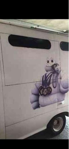 キッチンカー　換気扇取付　改造　改装　他店購入物でも気持ち良く対応致します