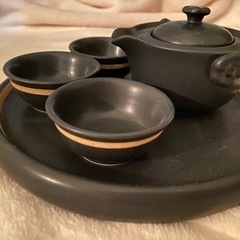 (値下げ)中国茶器5点セット(カップ3つ、急須、茶盆)