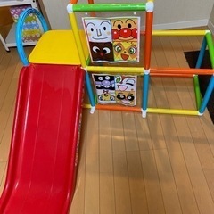 【決定しました】アンパンマンのジャングルジムと車
