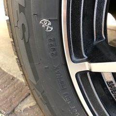 2022製造 80系ノア スタッドレスタイヤセット　205/60R16の画像