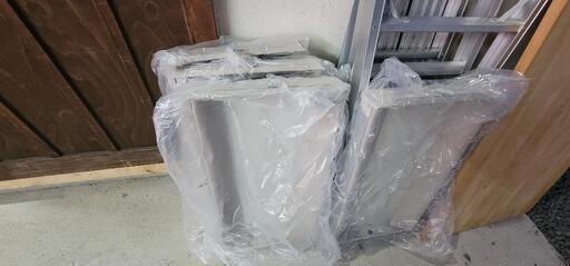 窓エアコンの延長金物