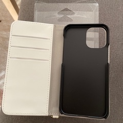 iPhone 12mini 手帳型カバーの画像