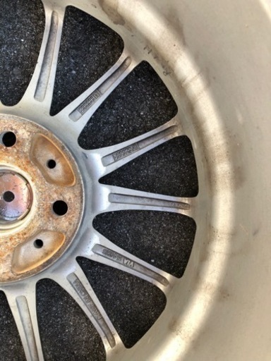 アルミホイール　175/65R15