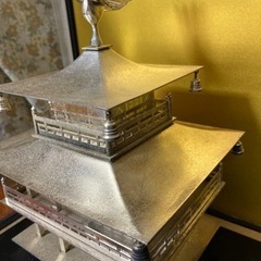 ガラスケース入り金閣寺置き物の画像