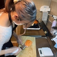 ★久々追加募集★ 限定2名、お弁当屋さんの調理スタッフ！ 接客が一切ないため、注文がない時はNetflix見てもOK！自由な職場！の画像