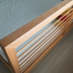 IKEA  クイーンサイズベッドの画像