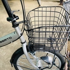 折りたたみ自転車の画像