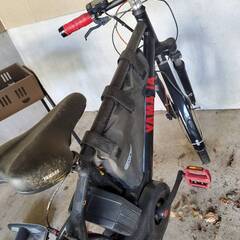 ●受け渡し完了【注意事項:自転車本体のみ】自転車としての機能は問題ないですがジャンク品としてお考え下さい。問い合わせ殺到しすぎて大変です💦　返事までお待ちください！！！【完全無料です】バッテリー付き自転車　状態不明？　の画像