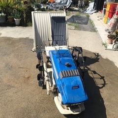 イセキ田植え機