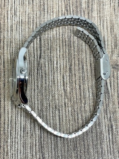 [美品/稼働品]シチズン　ソーラー式　腕時計　エコドライブ　E030-L20654 ホワイト/CITIZEN/フリーサイズ