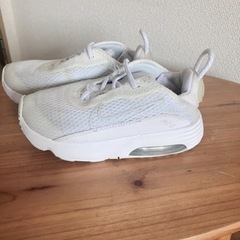 大幅値下げ🎉NIKE AIR MAX 子供シューズ15センチの画像