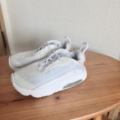大幅値下げ🎉NIKE AIR MAX 子供シューズ15センチの画像