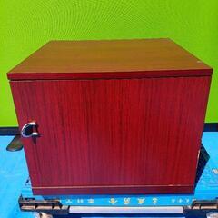 VEPOX金庫とBOX