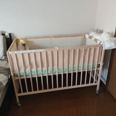 【美品】IKEA イケア製のベビーベッドとベビー用品