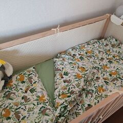【美品】IKEA イケア製のベビーベッドとベビー用品の画像