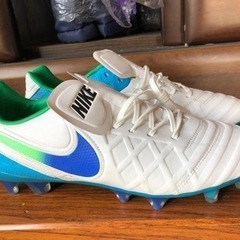 新品スパイク　27cm