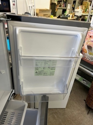 万代店　★2018年製★美品 中古★AQUA/アクア☆126L☆2ドア冷凍冷蔵庫☆右開き「フラット＆スクエアデザイン」【AQR-13H