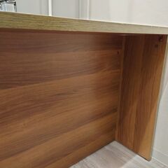 オフィス用デスク（ワイドタイプ）の画像