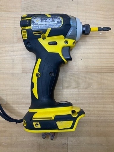 中古 マキタ　TD148D 18V インパクトドライバ　イエロー