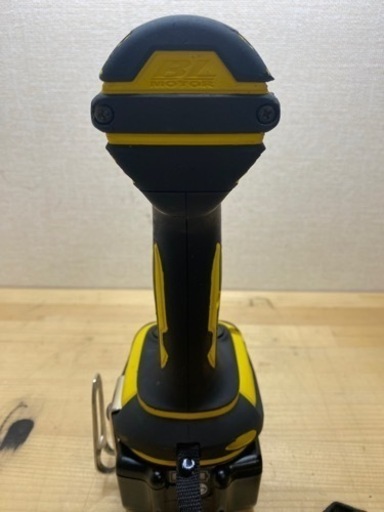 中古 マキタ　TD148D 18V インパクトドライバ　イエロー