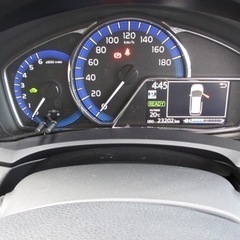 カローラフィールダー　ハイブリッド　24,000kmの画像