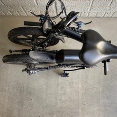 折りたたみ電動自転車の画像